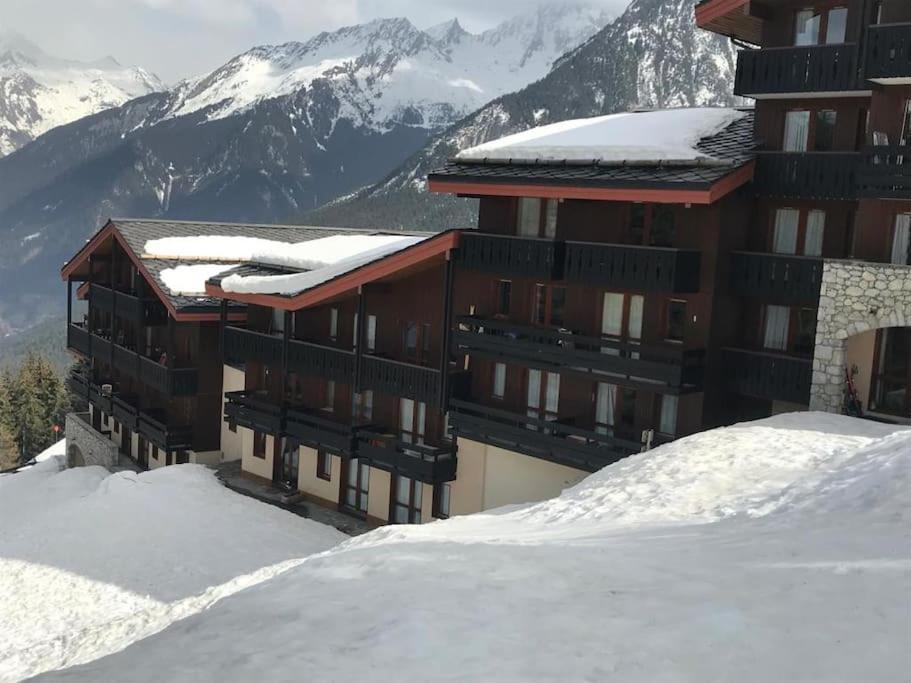 Nice Appartment For 6 To 8 People Ski In And Out In Courchevel Zewnętrze zdjęcie